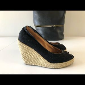 Classified Shoes - great condition